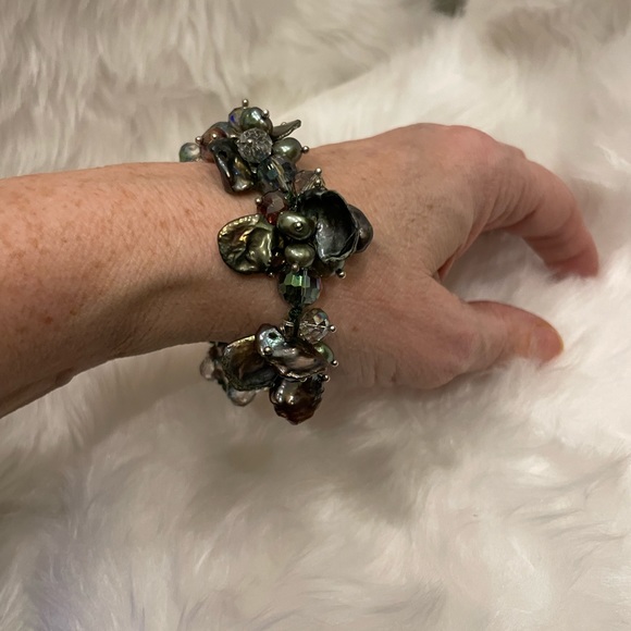 7.5 to 9” adjustable Black Pearl & bead bracelet, handmade unique one of a kind - Picture 5 of 5